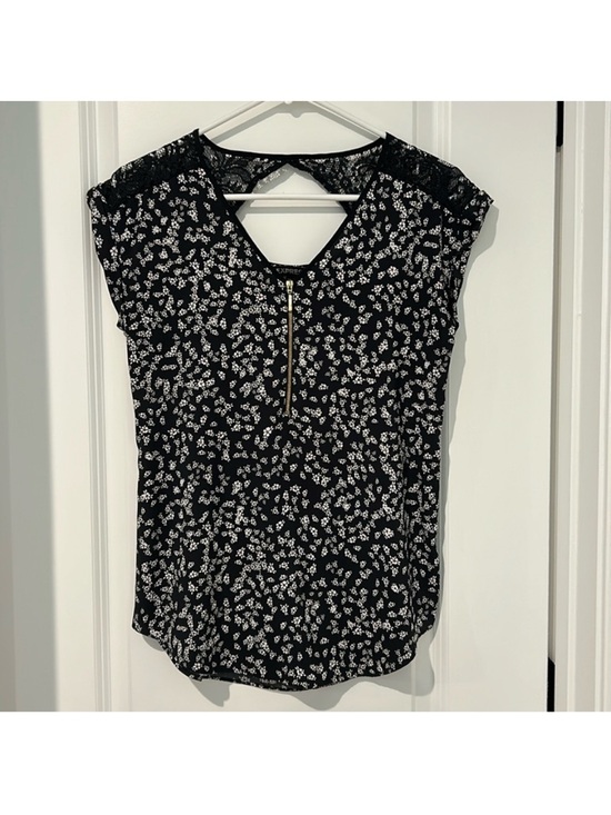 Express Tops - Express Navy and White Floral Zip Front Cap Sleeve Blouse Size XS